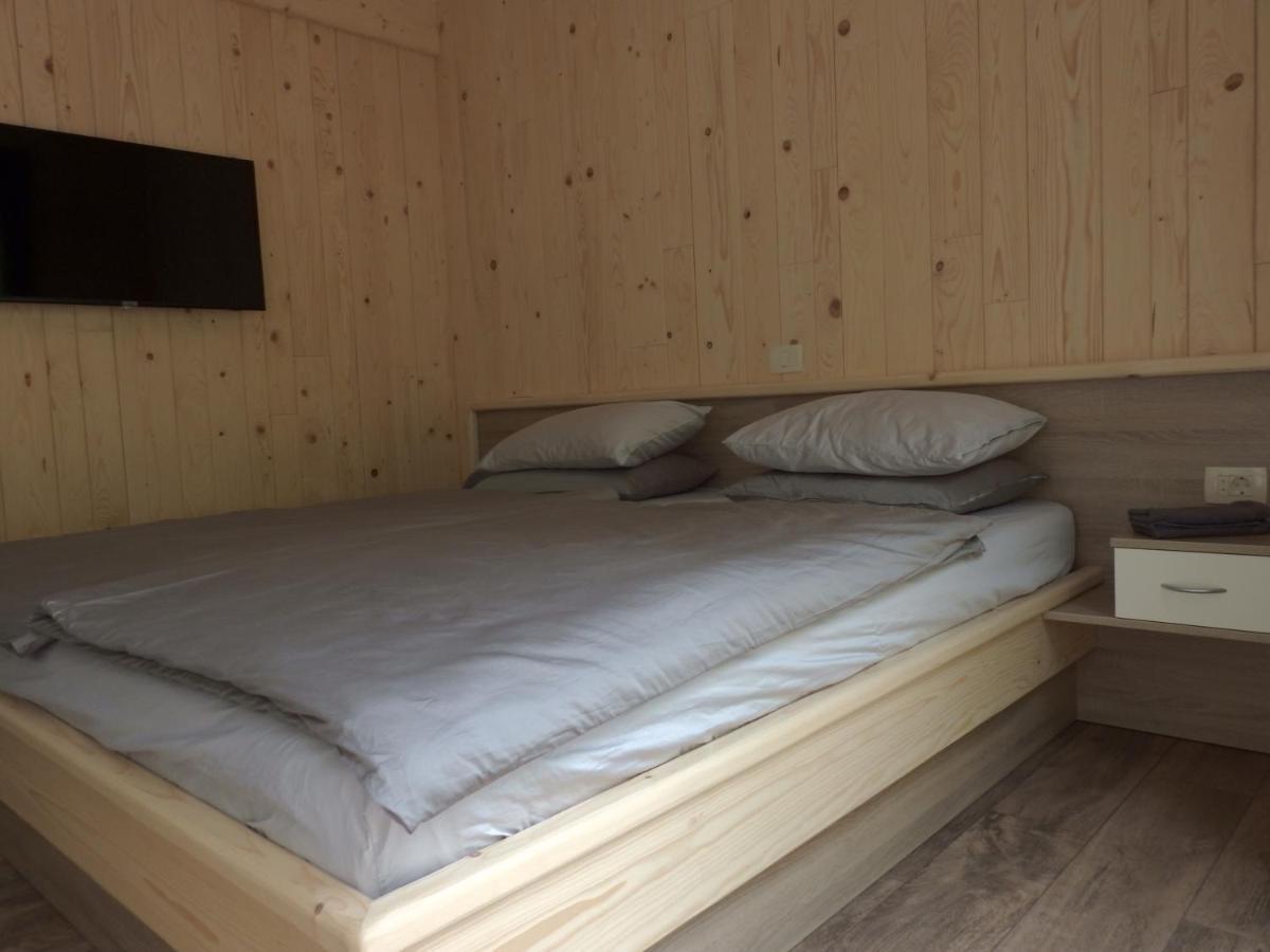 Pocitniski Hisici - Small Holiday Houses Ajdovščina Extérieur photo