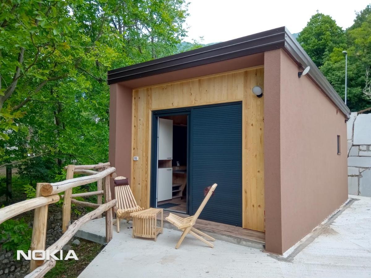 Pocitniski Hisici - Small Holiday Houses Ajdovščina Extérieur photo
